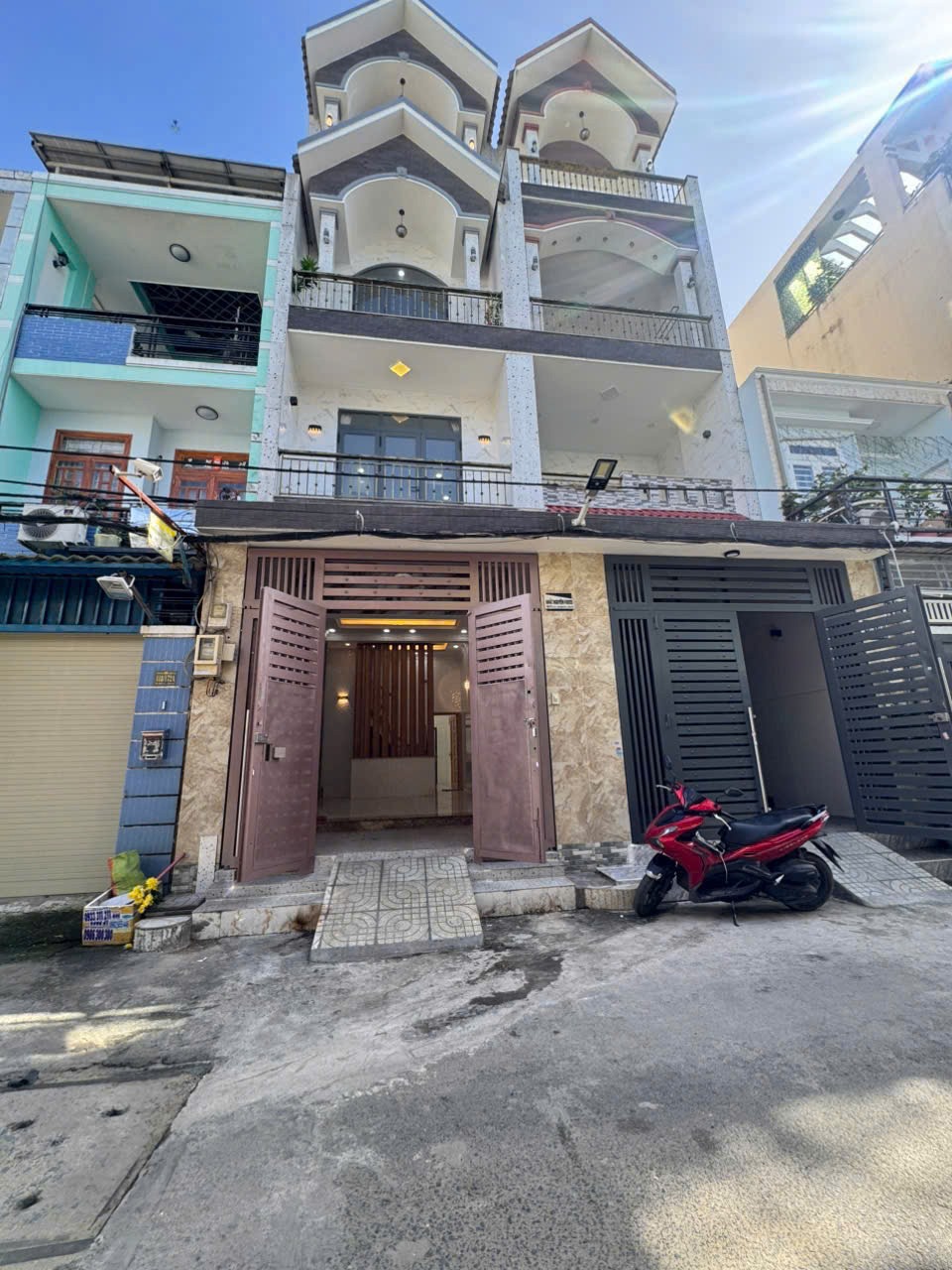 Nhà Hẻm Đường Số 8, Bình Hưng Hòa B: 68m2, 3 Lầu, 4PN, Giá 5.2 Tỷ