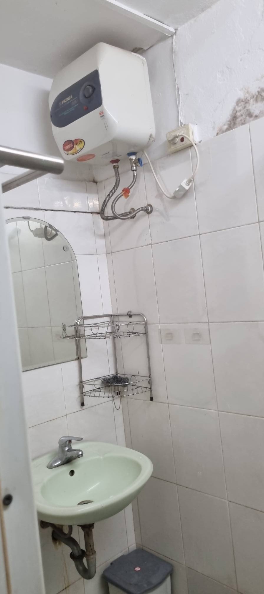 Cho thuê căn hộ 3PN, Phạm Ngọc Thạch, Đống Đa - 9 triệu/tháng