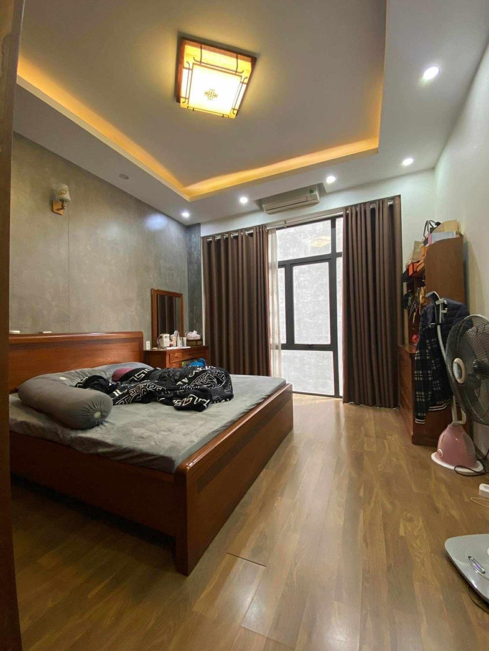 Nhà đẹp Mễ Trì - 55m2 - Ô tô đỗ cổng - Nội thất gỗ Lim - Giá 12 tỷ