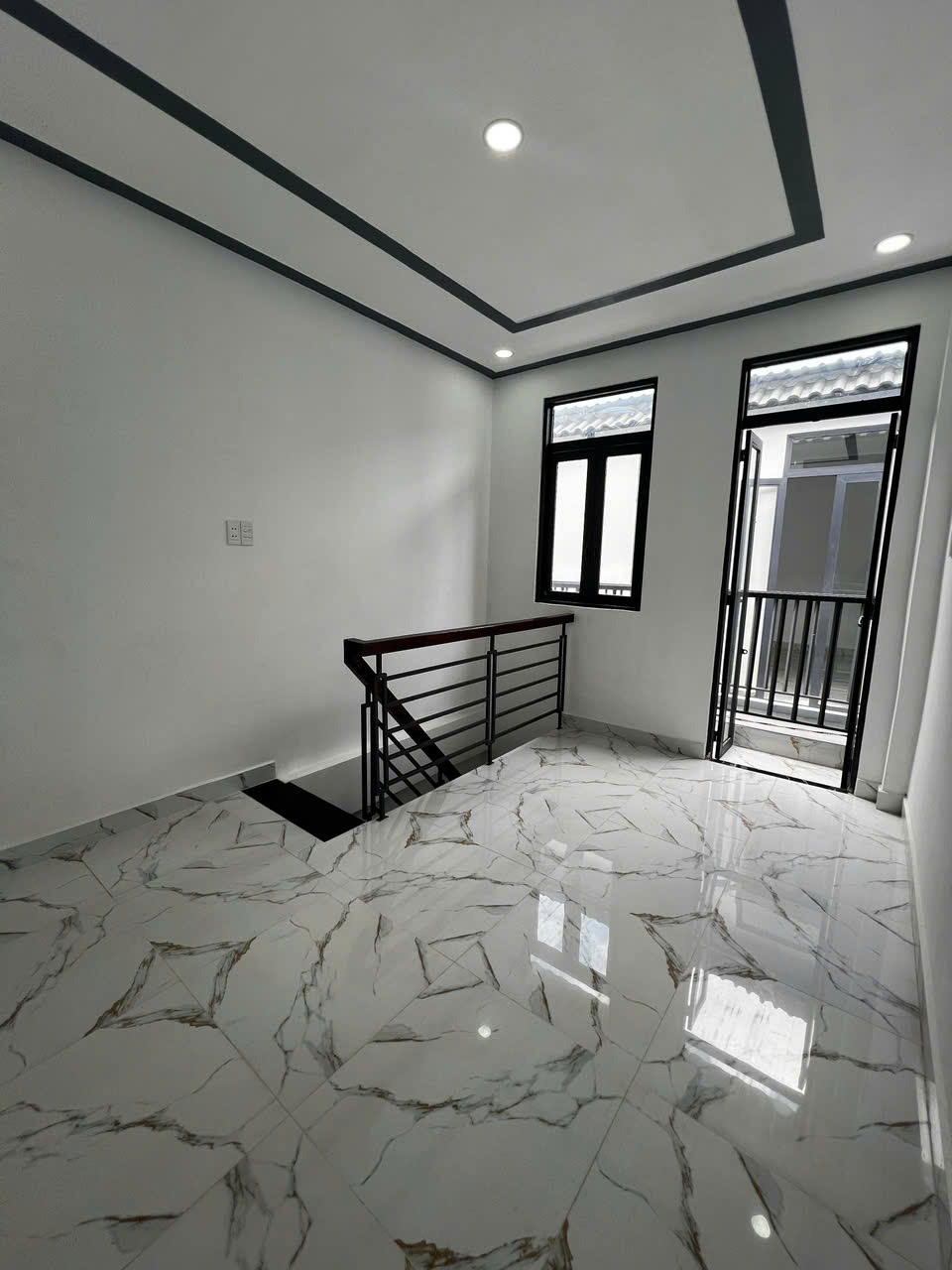 Nhà mới sạch sẽ, điện nước đầy đủ - Chính chủ bán 280 triệu