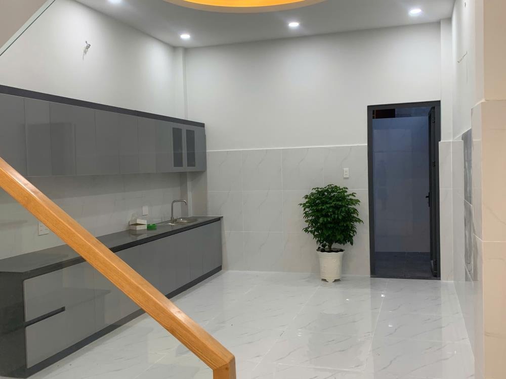 Nhà 1 Trệt 2 Lầu, Hẻm Xe Hơi, Lê Văn Việt, Quận 9 - 5.4 Tỷ