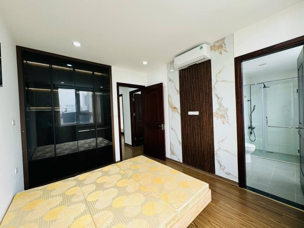 Căn Góc 3PN, 2WC, Full Nội Thất, Ngay Trung Tâm Cầu Giấy - Giá 8.1 tỷ
