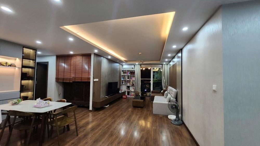 Căn hộ 3PN - 112m2 Seasons Avenue - Giá 7.x tỷ