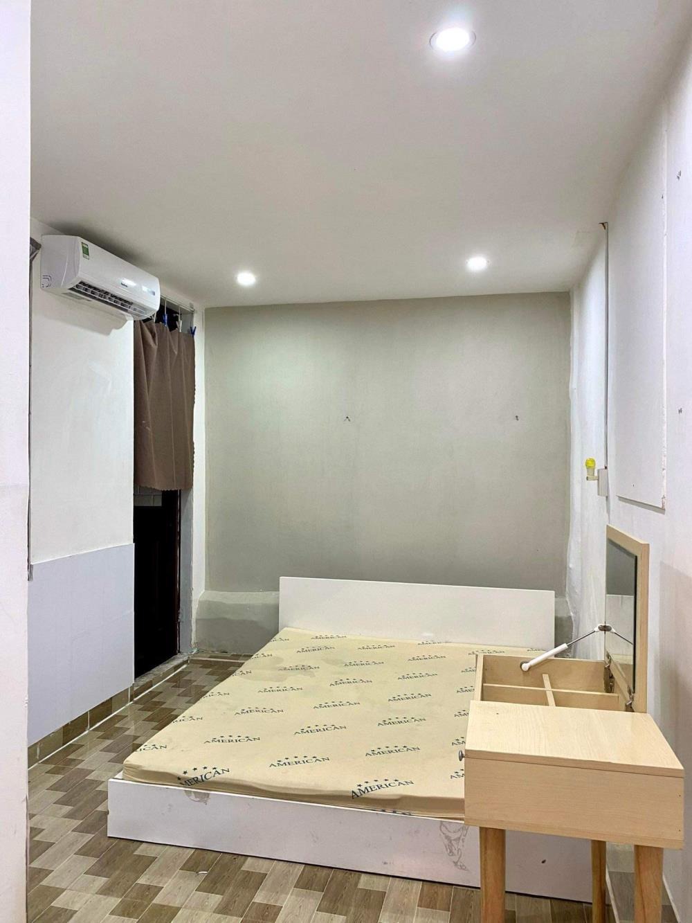 Chdv Hoàng Hoa Thám 91m2 - 8 Phòng Cho Thuê Full - Giá 8.2 Tỷ