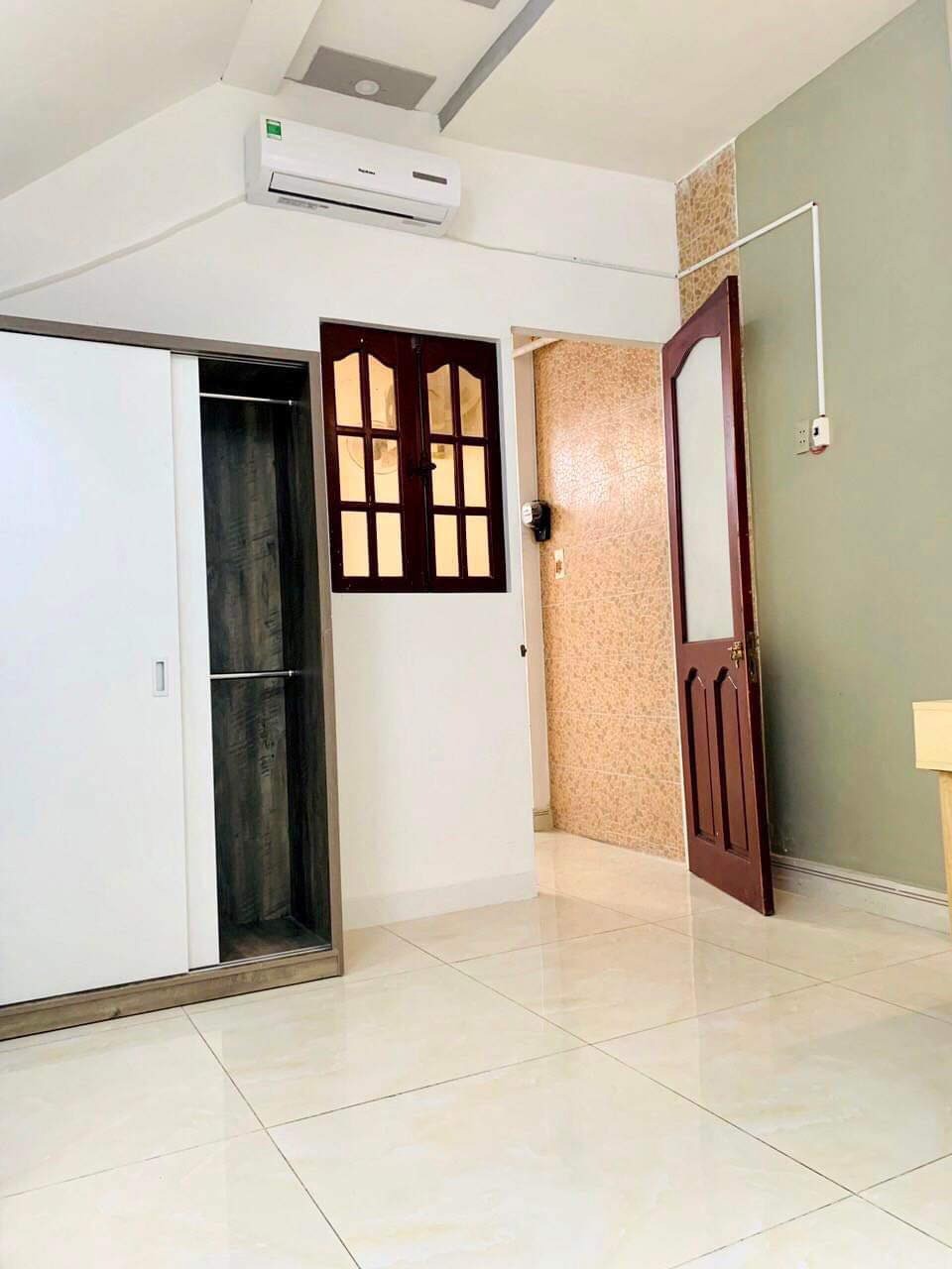 Chdv Hoàng Hoa Thám 91m2 - 8 Phòng Cho Thuê Full - Giá 8.2 Tỷ
