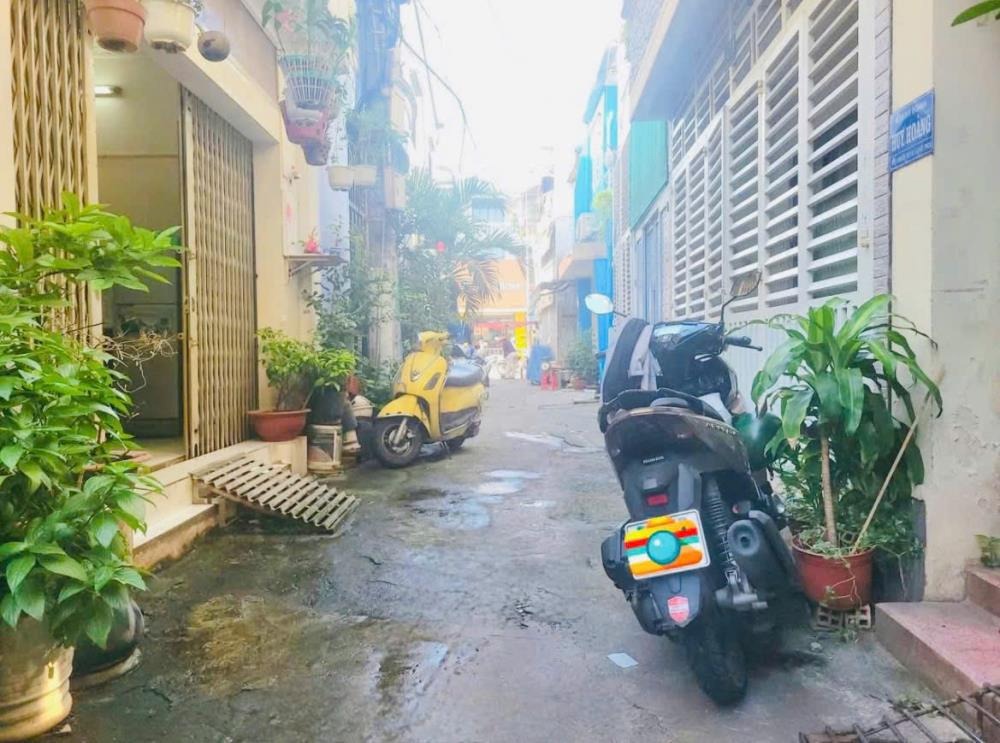 Bán nhà Phan Văn Trị, Gò Vấp - 54m2, 4 tầng, 4PN - Chỉ 5.x tỷ
