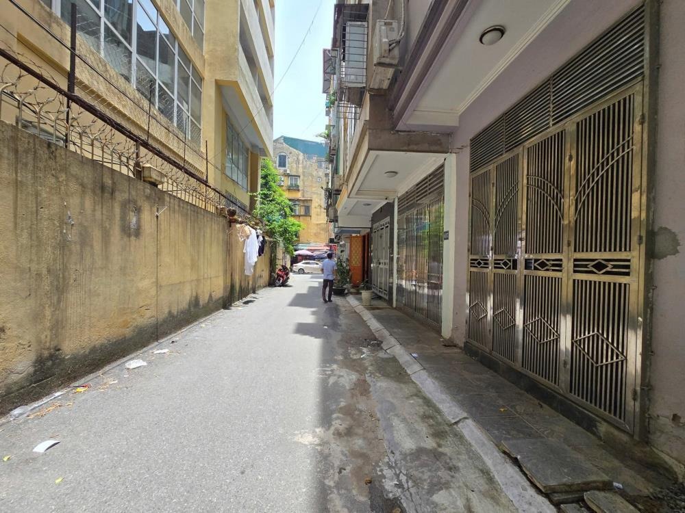 Bán nhà phân lô Trần Quốc Hoàn, ô tô vỉa hè, 14.8 tỷ