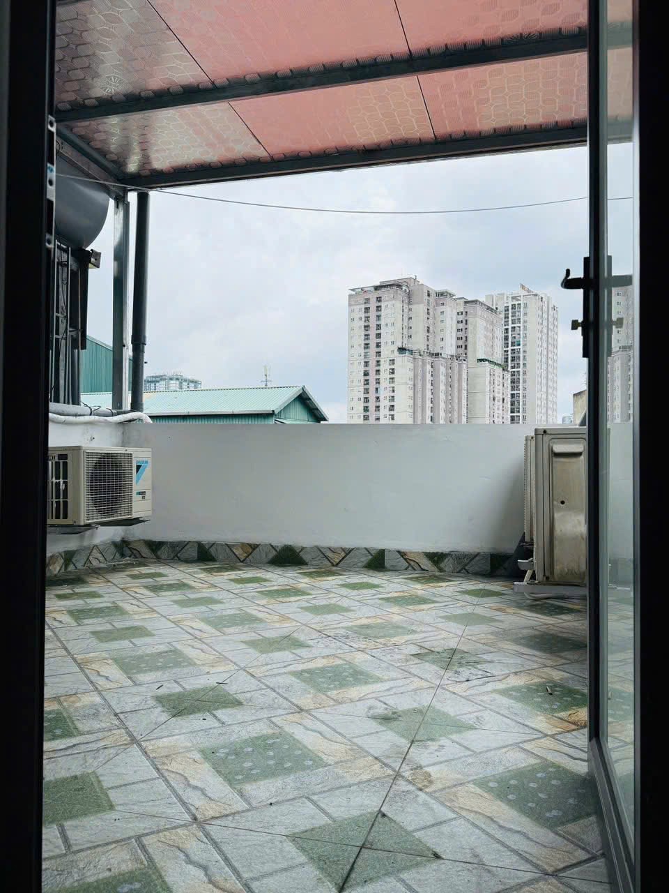 Bán Nhà Khương Trung 30m2, 5 Tầng, Mặt Tiền 3.6m, Giá 7.5 Tỷ - Vị Trí Đắc Địa Gần Đầm Hồng