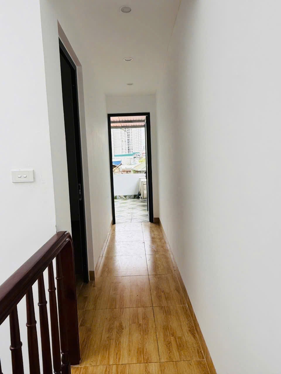 Bán Nhà Khương Trung 30m2, 5 Tầng, Mặt Tiền 3.6m, Giá 7.5 Tỷ - Vị Trí Đắc Địa Gần Đầm Hồng