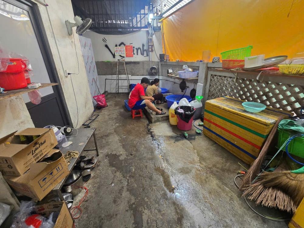 Sang Quán Ăn Mặt Tiền Bình Tân - Full Đồ, Giá Tốt