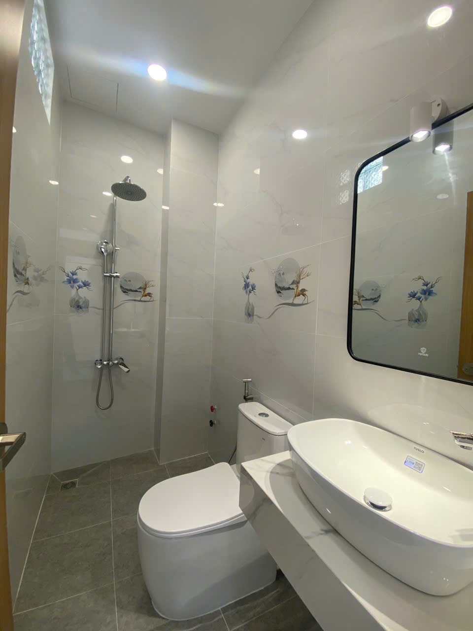 Bán Gấp Nhà 4 Tầng Mặt Tiền Lê Quang Định, Bình Thạnh - 16 Tỷ