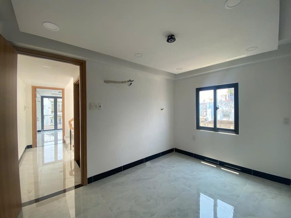 Bán Gấp Nhà 4 Tầng Mặt Tiền Lê Quang Định, Bình Thạnh - 16 Tỷ