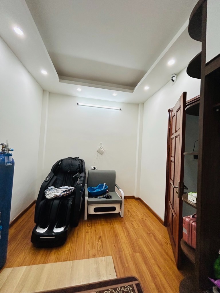 Nhà phố Kim Ngưu 54m2, 5 tầng, lô góc, full nội thất - Vị trí đắc địa