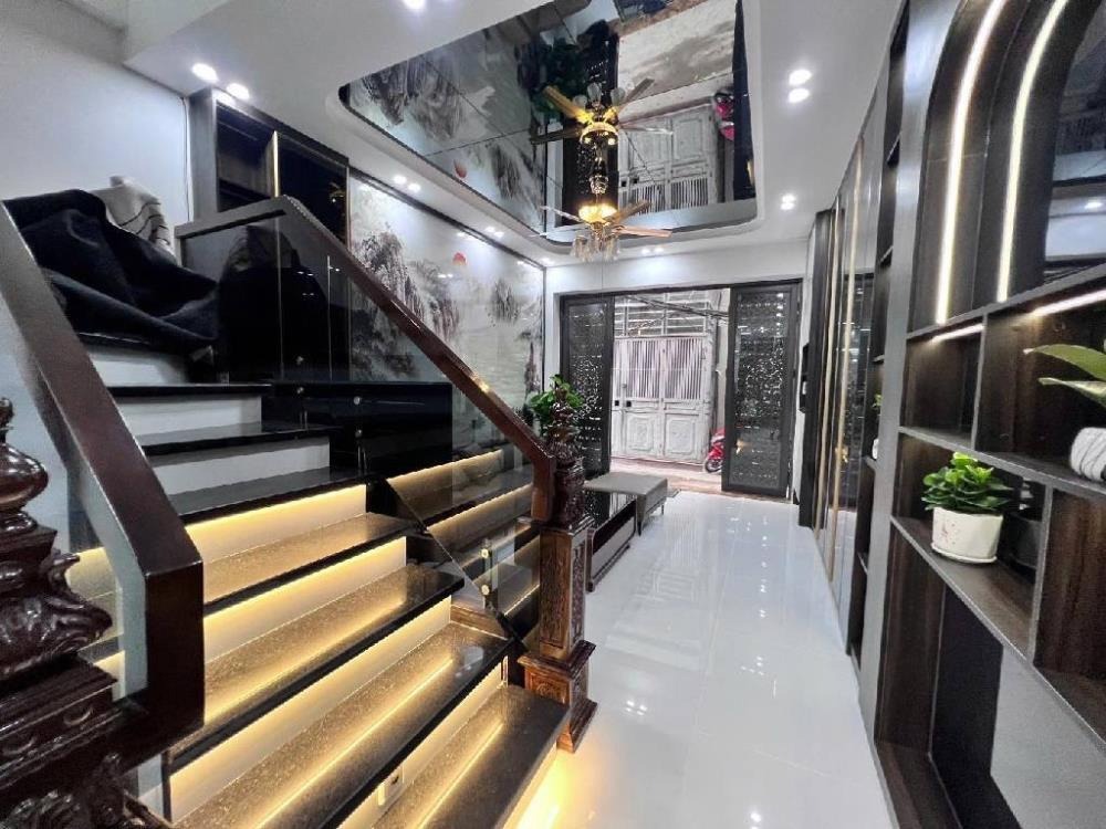Siêu phẩm Lê Trọng Tấn: 50m2 - 5 Tầng - Ô Tô Đỗ Cửa - Kinh Doanh Vàng