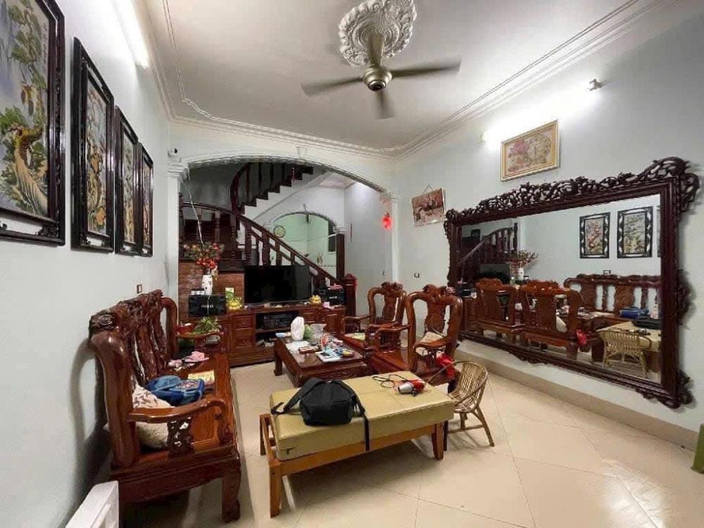 Bán nhà Yên Viên, Gia Lâm - 65m2 - 7.x tỷ - Sẵn sàng ở/kin doanh/cho thuê