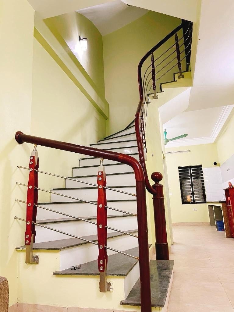 Bán Nhà 3 Tầng, Phân Lô, 2 Mặt Ngõ, Gần Học Viện Cảnh Sát Nhân Dân