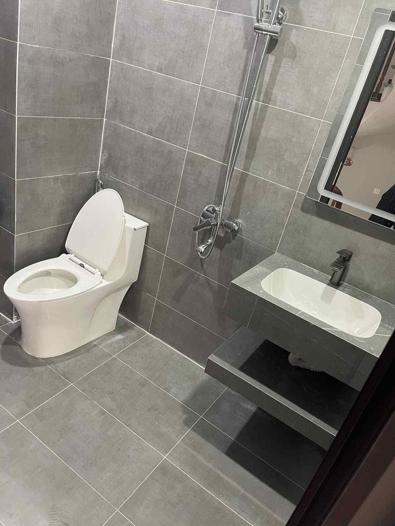 Bán nhà thạch bàn, ô tô vào nhà, dân trí cao - 35m2, 6.5 tỷ