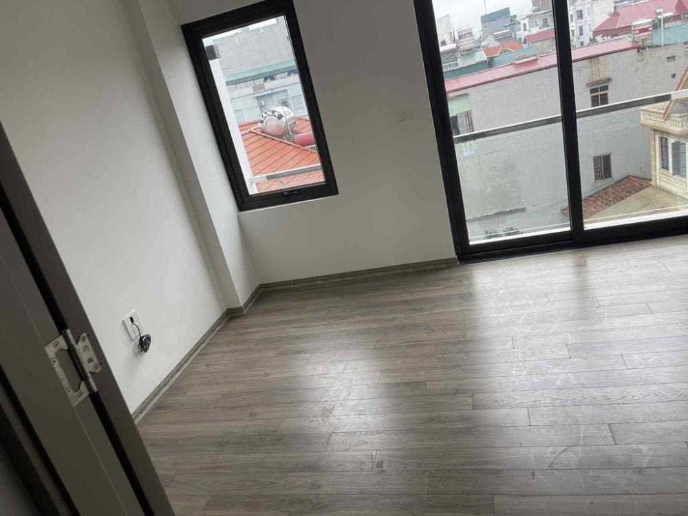 Bán nhà thạch bàn, ô tô vào nhà, dân trí cao - 35m2, 6.5 tỷ