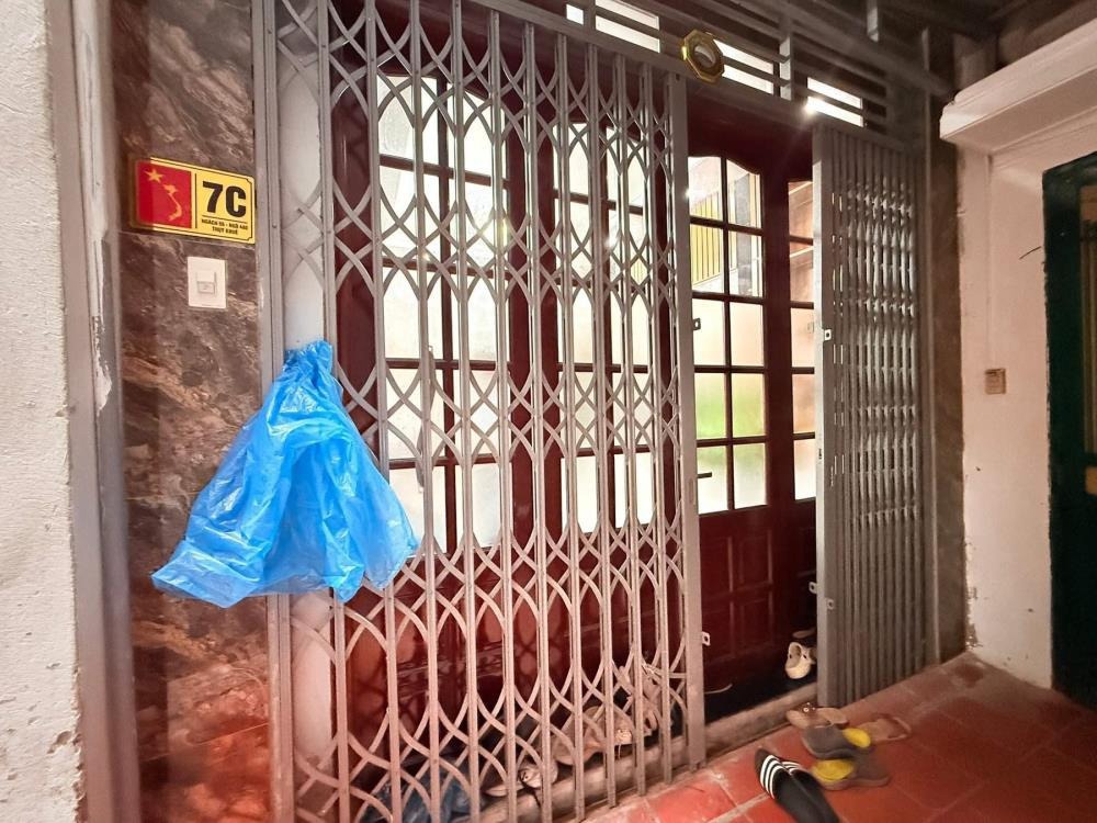 Bán Nhà Đẹp Tây Hồ - 5 Tầng, 3 Phòng Ngủ, Full Nội Thất - Giá 7.2 Tỷ