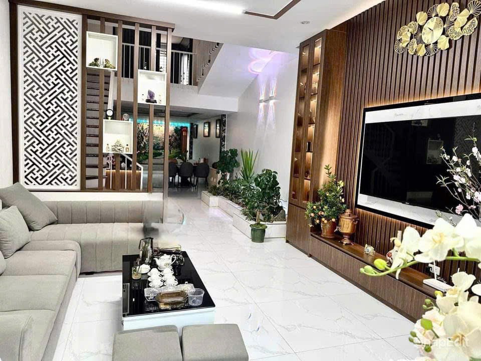 Nhà phố 8.75 tỷ, ô tô vào tận cửa, nội thất đẹp - Hà Đông
