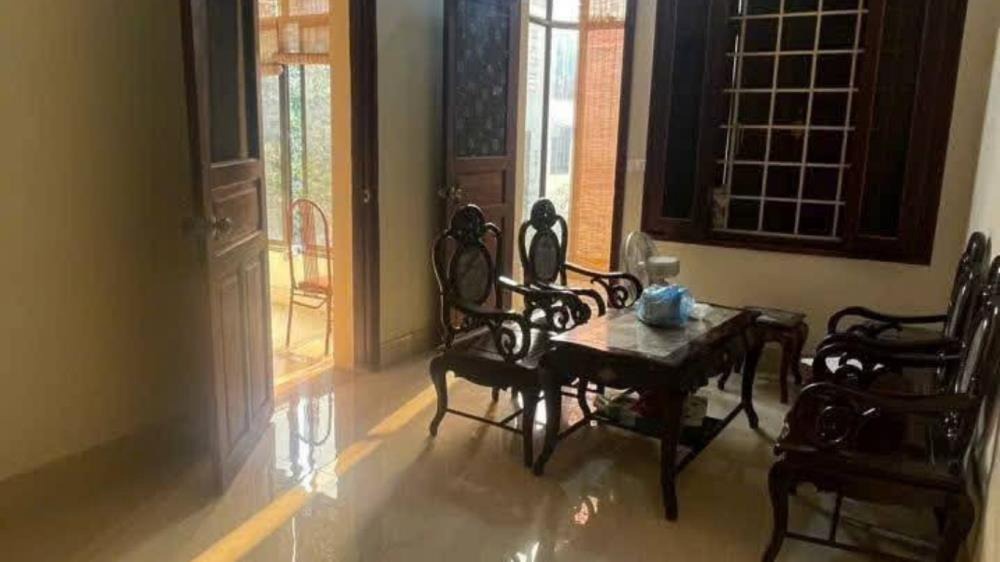 Bán Nhà Mặt Phố Nguyễn Trãi, Hà Đông - 108m² x 3T, MT 10.7m, Giá 32 Tỷ