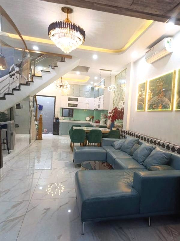Nhà đẹp 4 tầng Dương Đình Hội, Pháp lý chuẩn, Tiện ích đầy đủ