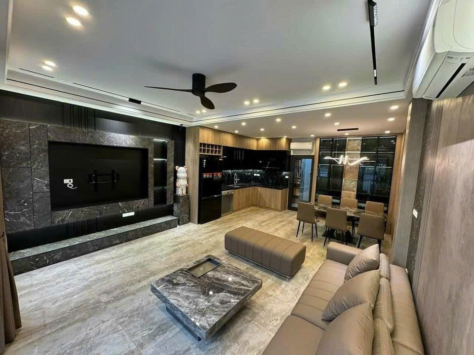 Phân Lô Dương Nội Mặt Tiền 5m, Giá Đầu Tư - Lê Trọng Tấn
