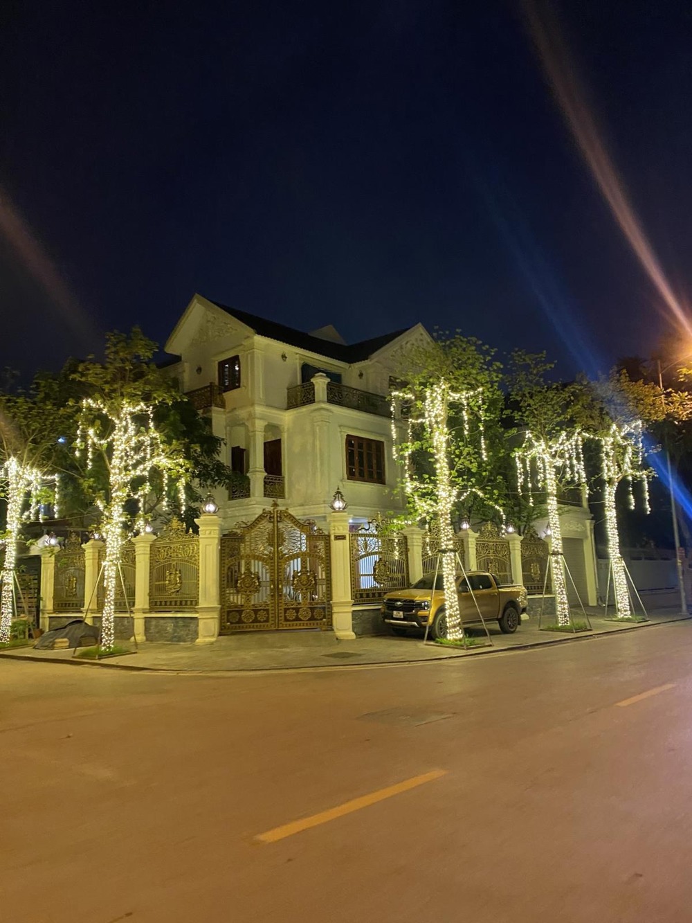 Siêu phẩm lô góc 148m2, vị trí đắc địa Hà Đông - Kinh doanh, cho thuê, tiềm năng lớn