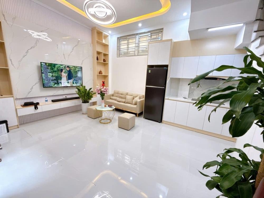 Bán nhà Đống Đa 31m2, 5 tầng, 8 tỷ - Full Nội Thất, 2 Mặt Thoáng
