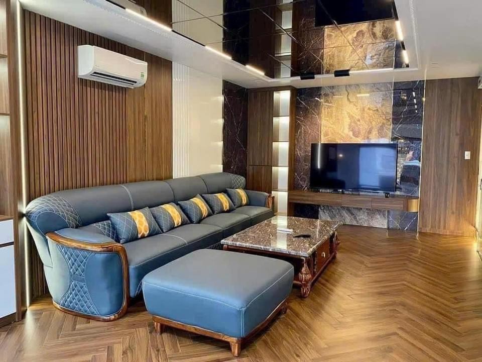 Đấu Giá Mậu Lương: Biệt Thự 7 Tầng, Vị Trí Đắc Địa, Giá Tốt