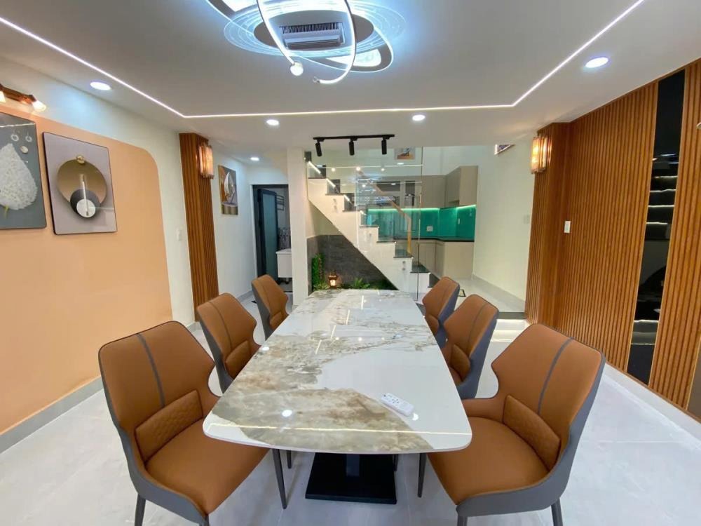 Nhà Đẹp 4 Tầng, Bình Long, Tân Phú - Xe Hơi, Full Nội Thất - 6.6 Tỷ