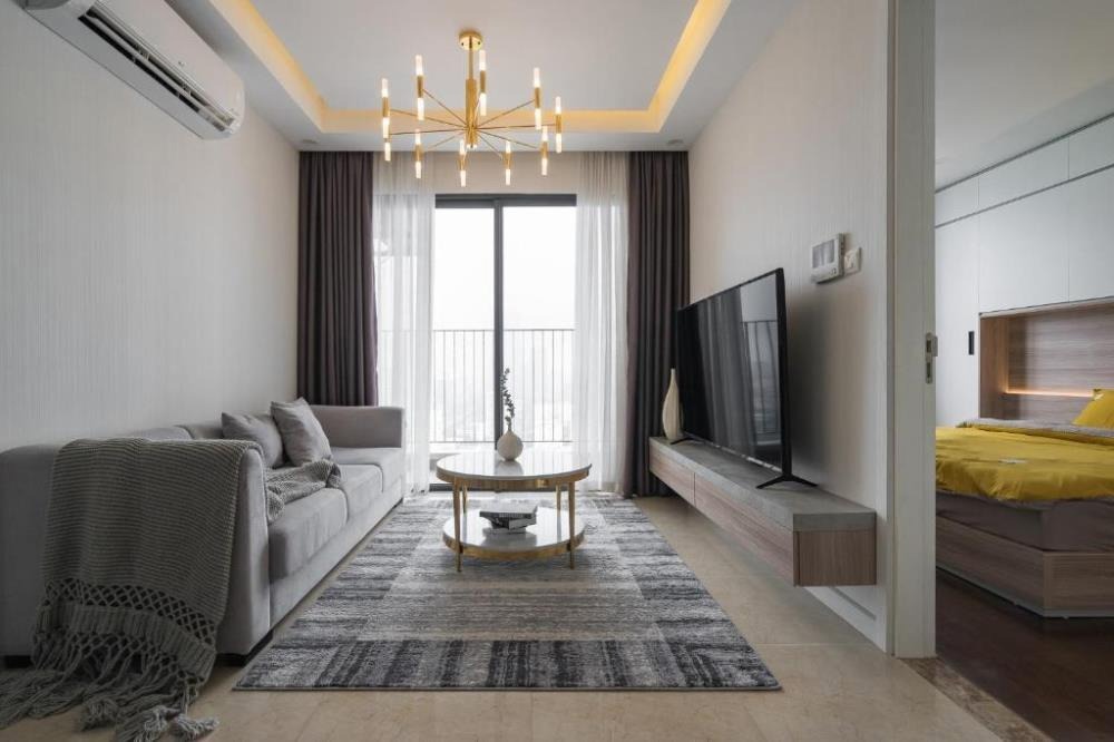 Bán Căn 2PN VinHomes Capital: 73m2 Full Đồ, Giá 7.3 Tỷ