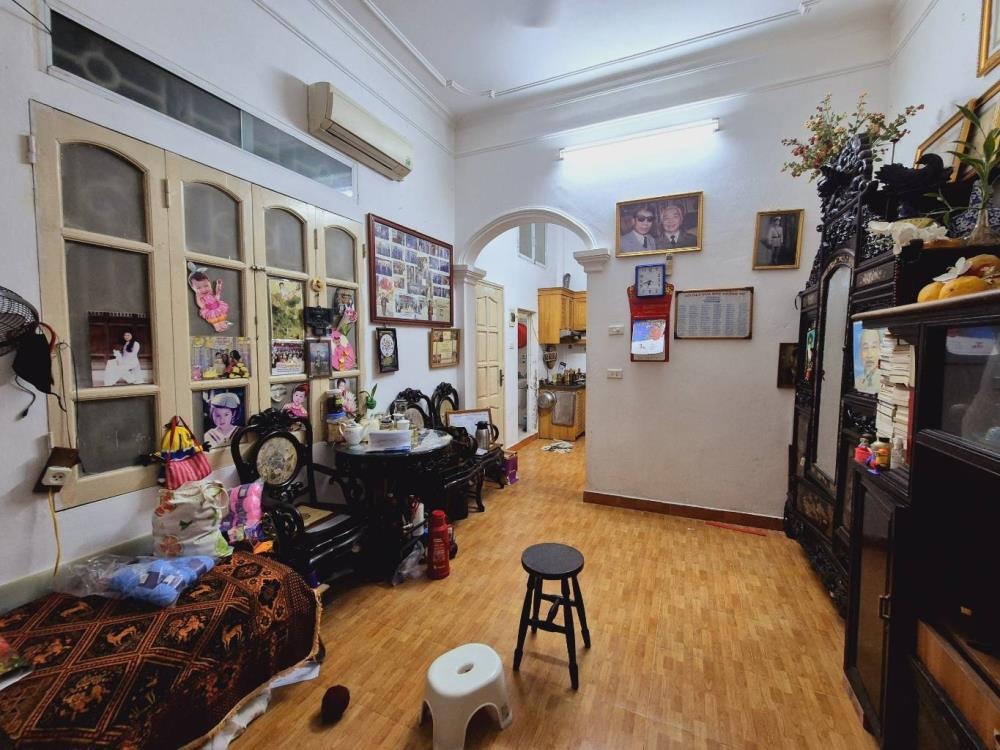 Nhà đẹp ngõ 178 Tây Sơn - Ô tô đỗ cửa - Giá 7 tỷ