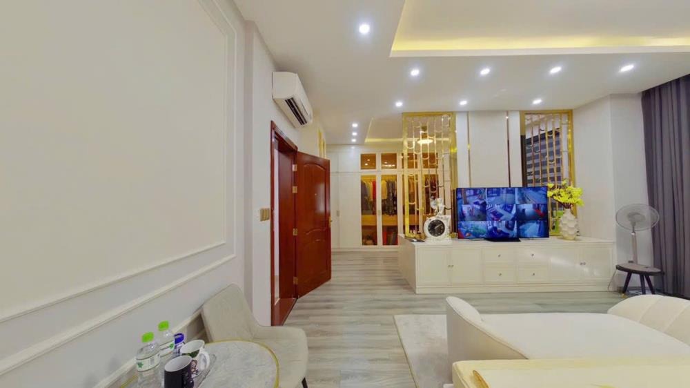 Cần tiền sang lại nhà đang cho thuê 30tr/tháng, vị trí đẹp, giá 4.5 tỷ