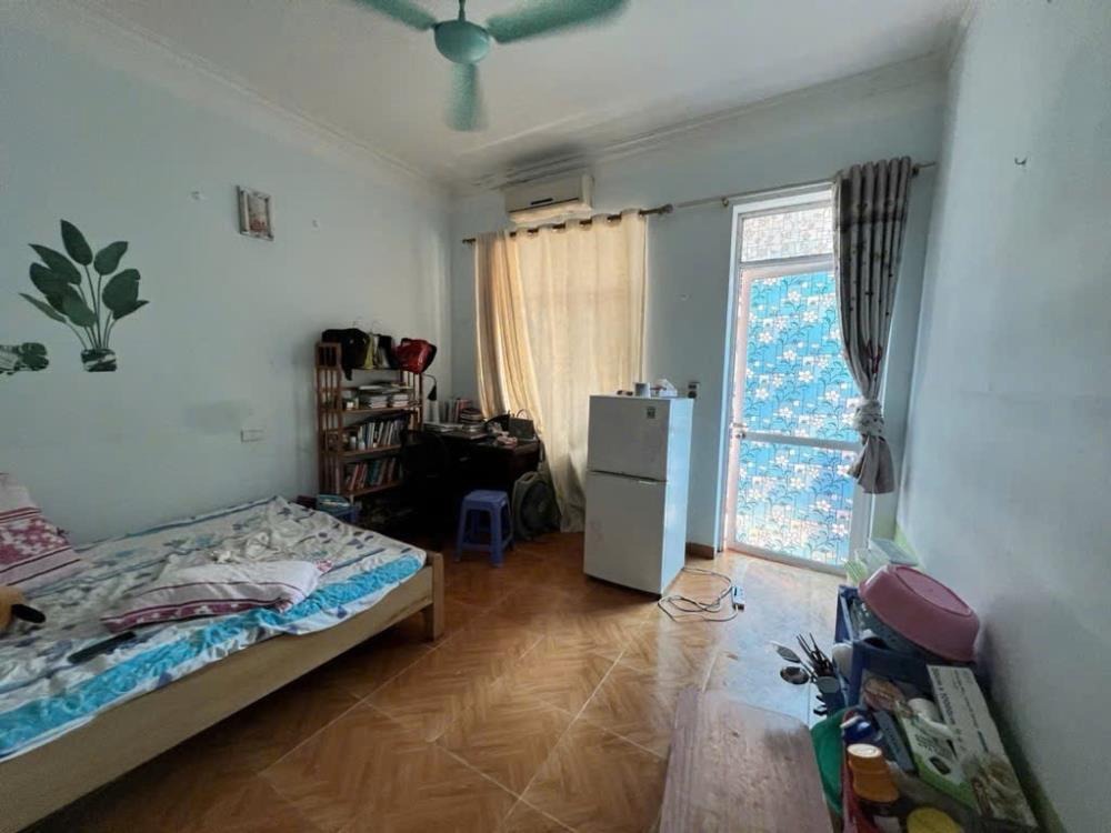 Bán Nhà Đẹp Đường 800A Cầu Giấy - 45m2, 5 Tầng, Giá 8 Tỷ