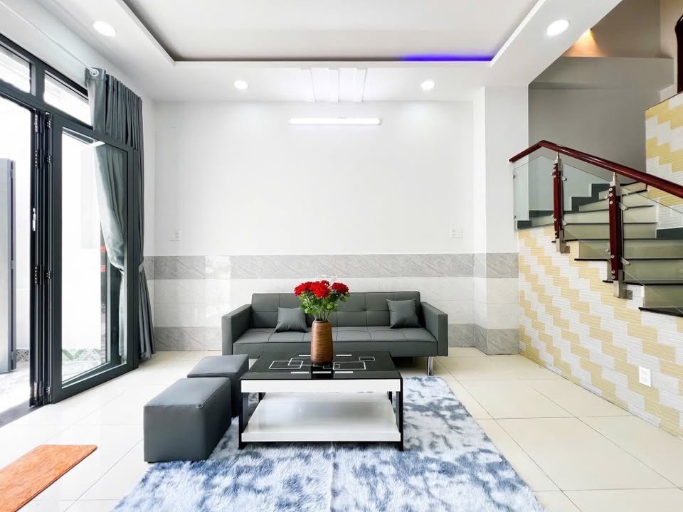 Bán Nhà Củ Chi 1 Trệt 2 Lầu - 90m2, SHR - Giá Tốt