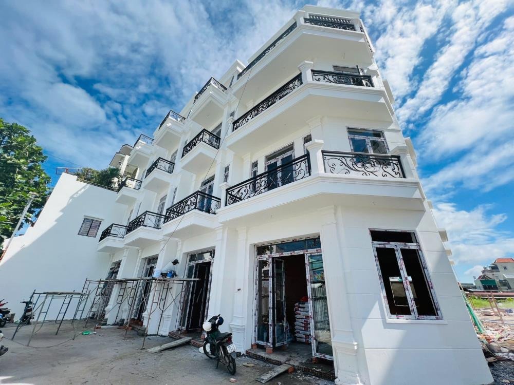 🏡 Bán Nhà 1 Trệt 3 Lầu Bình Tân: Thiết Kế Hiện Đại, Giá 6.7 Tỷ