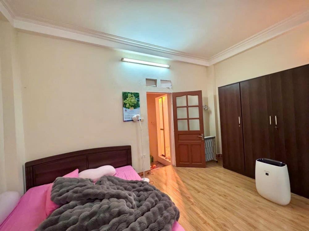 Gấp bán nhà Giáp Nhị - 36m2 x 4 tầng - Ô tô đỗ cửa, 1 nhà ra phố - Chỉ 7.3 tỷ