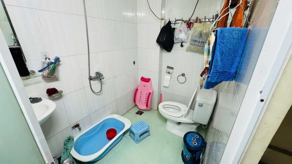 Gấp bán nhà Giáp Nhị - 36m2 x 4 tầng - Ô tô đỗ cửa, 1 nhà ra phố - Chỉ 7.3 tỷ