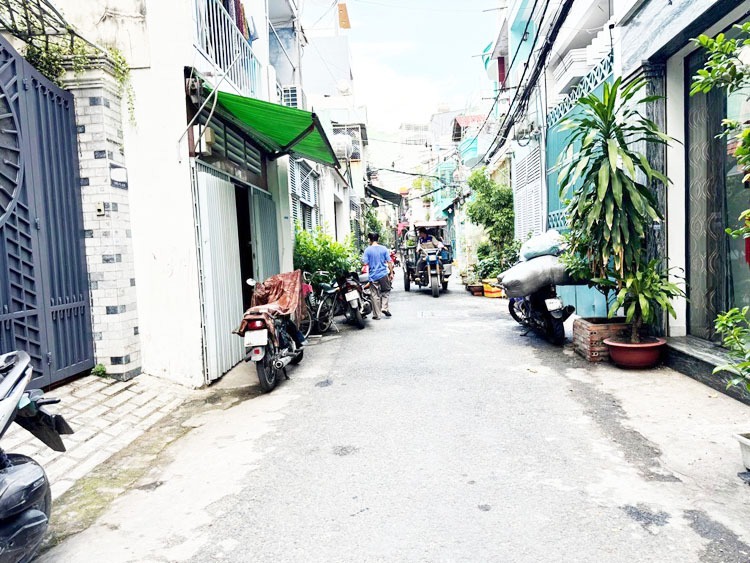 Nhà Hẻm Xe Hơi Tân Bình: 44m2, 2 Phòng Ngủ, Giá 6.x Tỷ