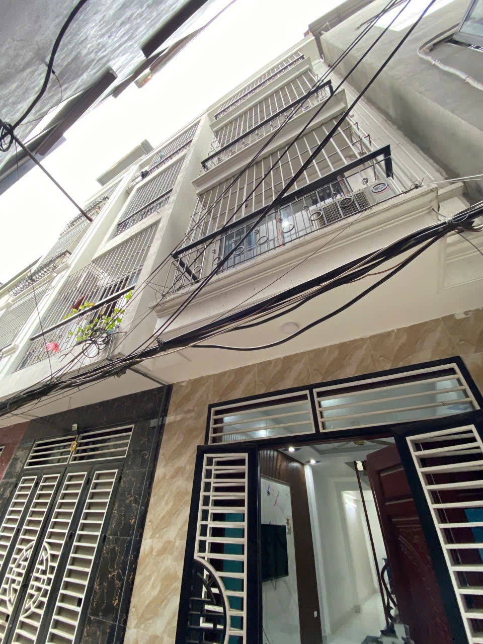 Bán Nhà Mậu Lương Giá Tốt: 4 Tầng, 4 Phòng Ngủ, 5.8 Tỷ Có Thương Lượng