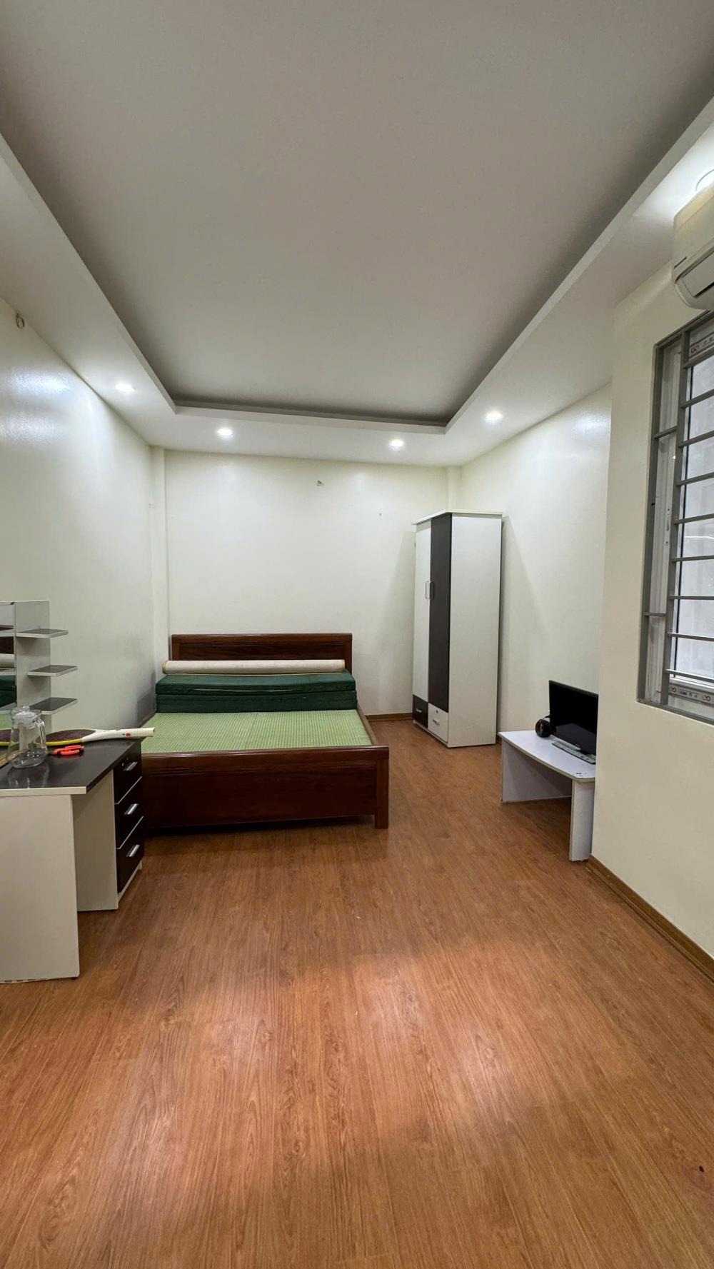 Bán nhà Đa Sỹ - Hà Trì 33m2, 5 tầng, ô tô đỗ cửa, giá 4.95 tỷ
