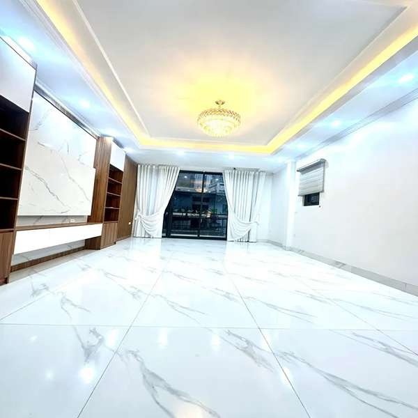 Bán nhà phố Thụy Khuê - Tây Hồ, thang máy, kinh doanh đỉnh cao - Giá chỉ 14 tỷ