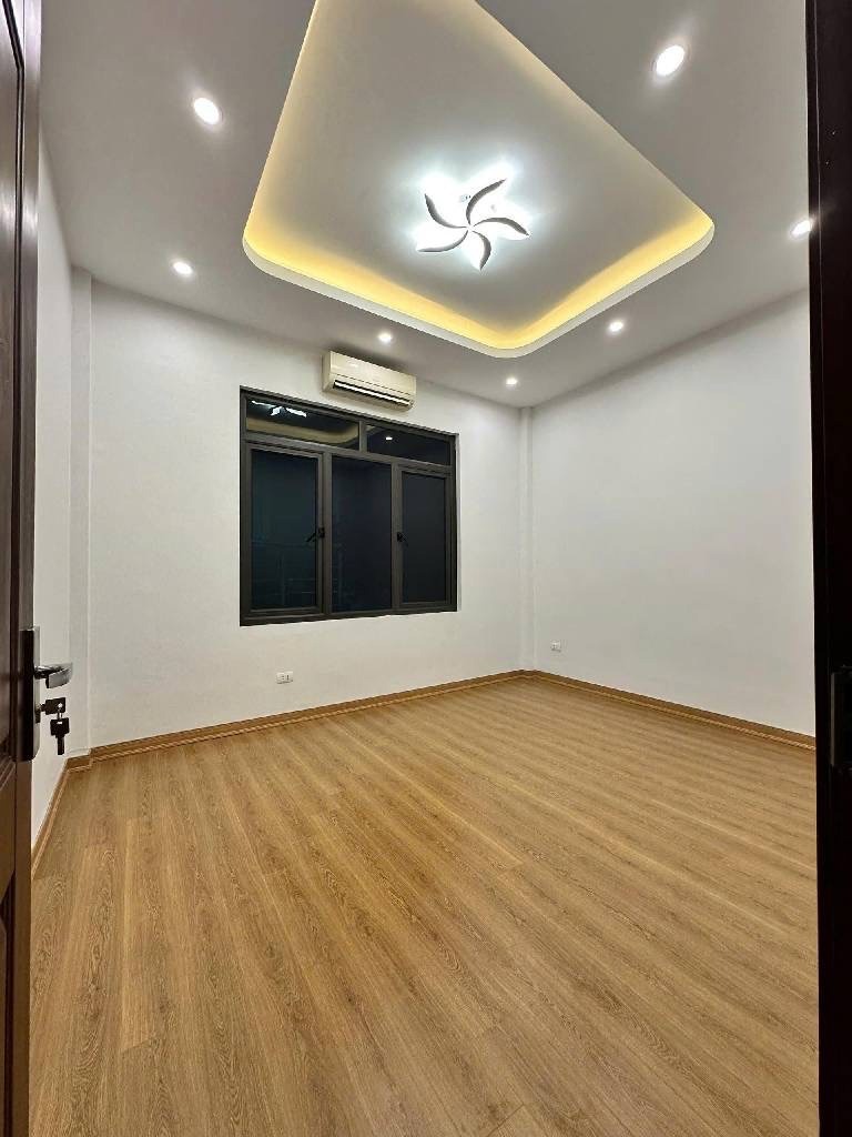 Siêu phẩm nhà mặt ngõ kinh doanh - Lô góc 5 tầng - Quận Cầu Giấy