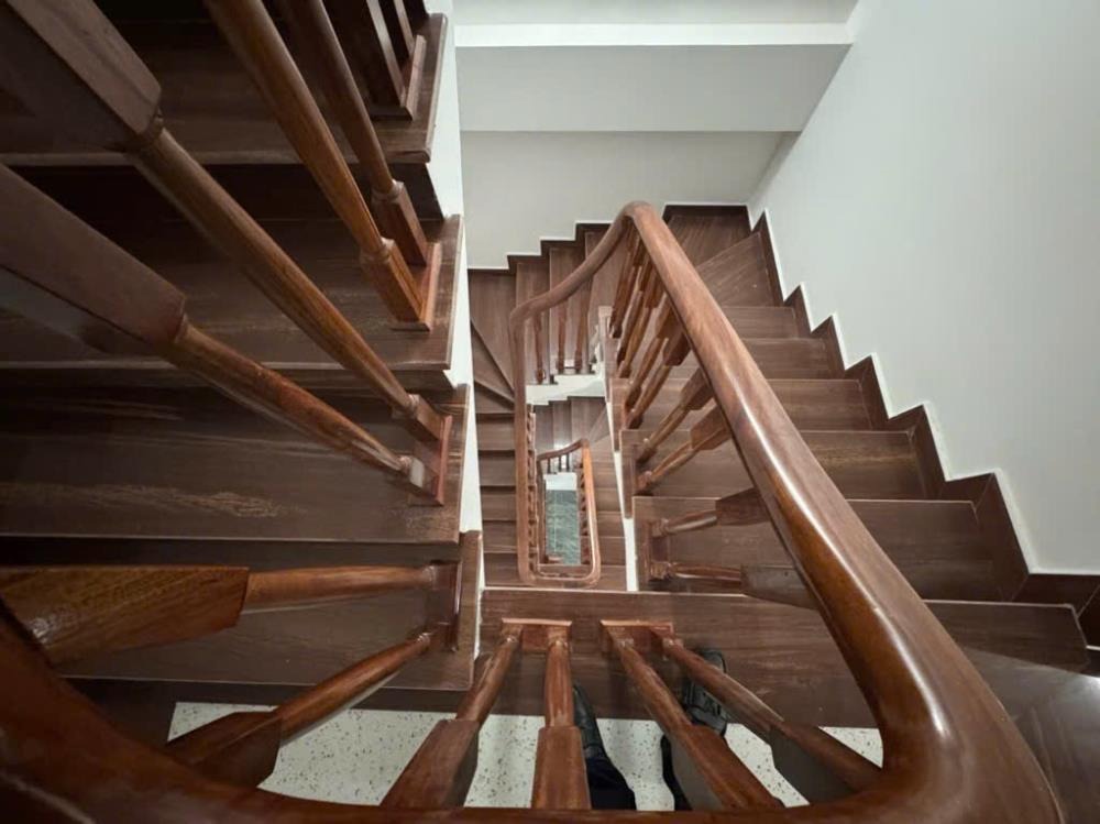 Bán nhà Trần Khát Chân - 4 Tầng, Full Nội Thất, Ô Tô Đỗ Cận Nhà - 6.2 Tỷ