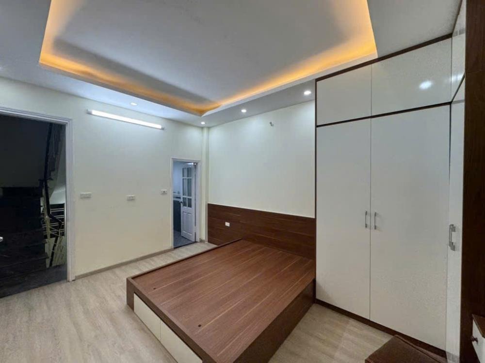 Bán nhà Trần Khát Chân - 4 Tầng, Full Nội Thất, Ô Tô Đỗ Cận Nhà - 6.2 Tỷ