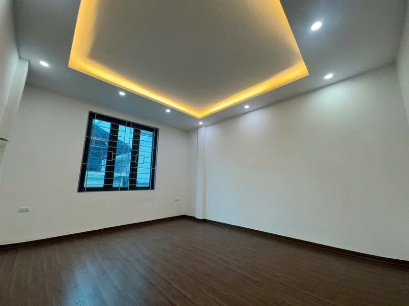 Nhà Mới Phố Tân Khai - Vĩnh Tuy - Gần Time City - Ô Tô Đỗ Cổng - 6.2 Tỷ