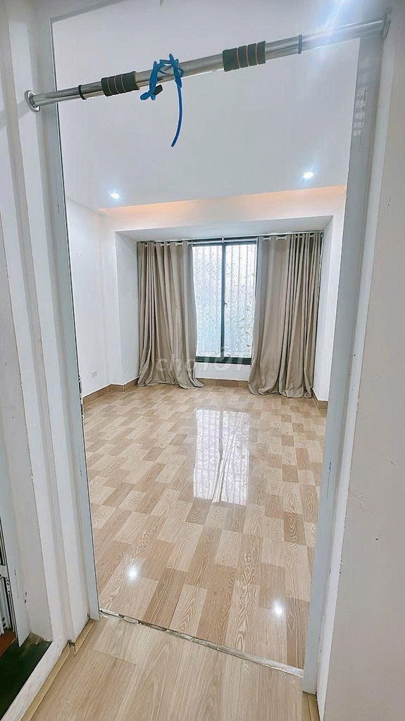Cho Thuê Nhà 5 Tầng, Ngõ Hòa Bình 7, Minh Khai - 13.5tr/tháng
