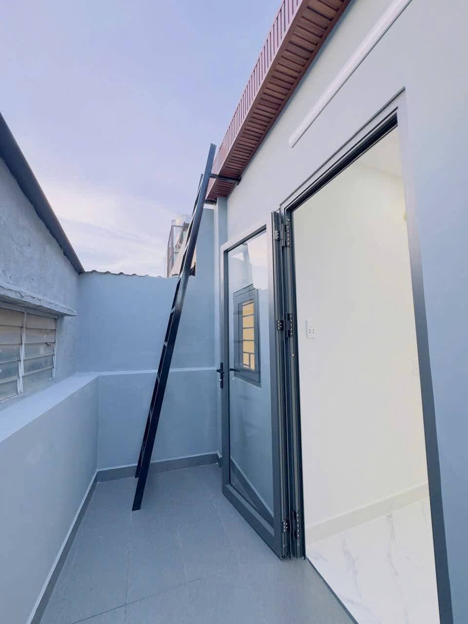 Bán Nhà Phú Đô - Nam Từ Liêm Giá 6 Tỷ - 36m² - Vị Trí Vàng