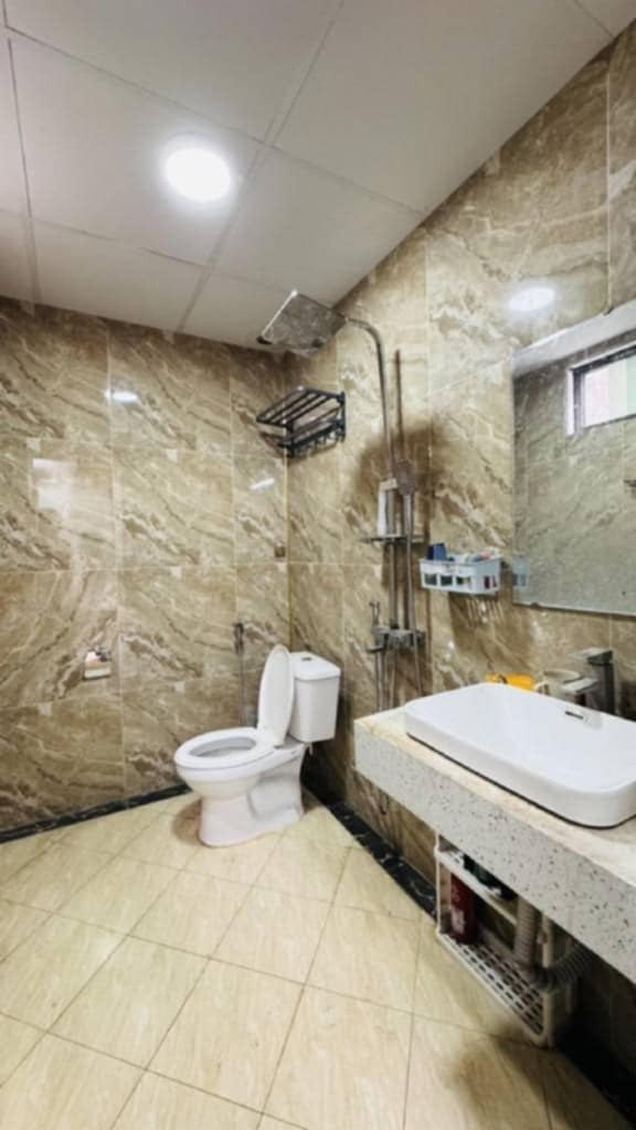 Bán Nhà Phố Khương Hạ 7 Tầng Thang Máy - Vị Trí Đẹp - Kinh Doanh